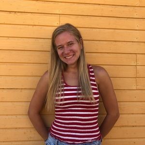 Meet your Posher, Delaney